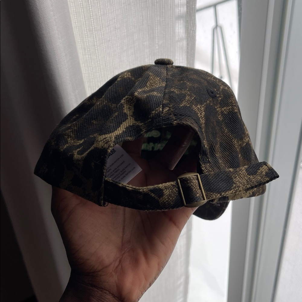 Leopard hat/cap - Picture 4 of 4